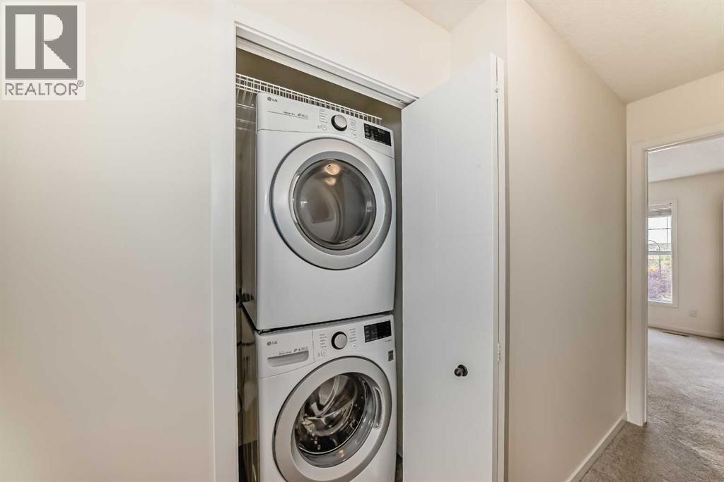 203 South Point Park Sw, Airdrie, Alberta  T4B 5G8 - Photo 34 - A2264535