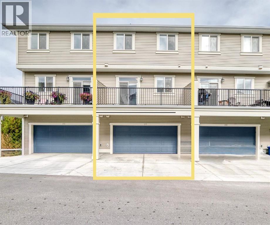203 South Point Park Sw, Airdrie, Alberta  T4B 5G8 - Photo 36 - A2264535