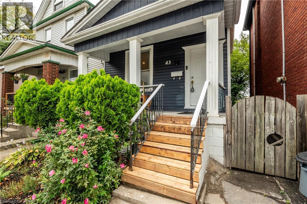 43 Princess Street, Hamilton, Ontario  L8L 3K7 - Photo 2 - 40773106