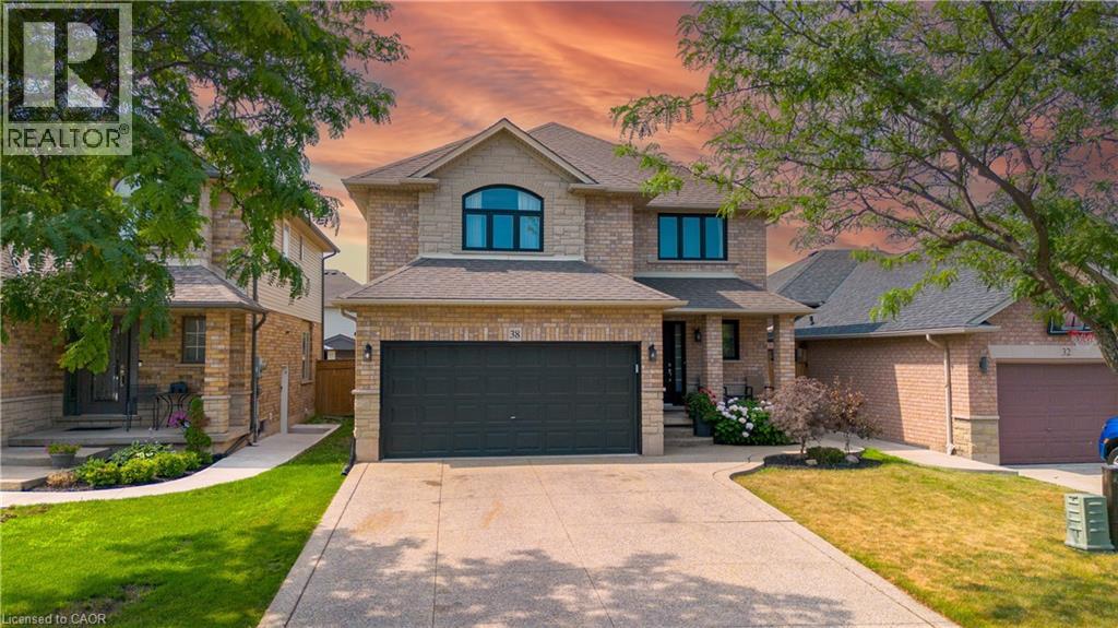 38 SONOMA Lane, Stoney Creek, Ontario