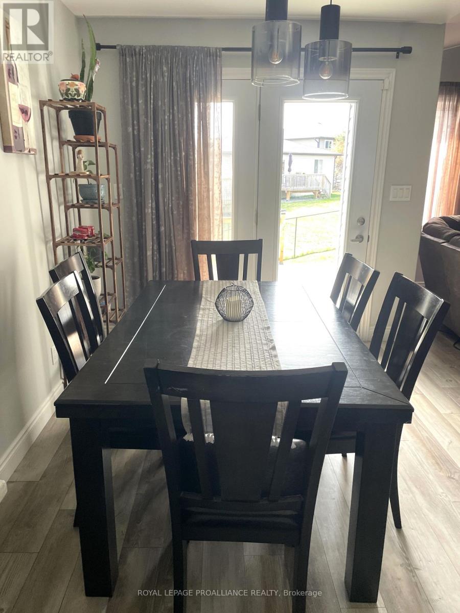 14 Lehtinen Crescent, Belleville, Ontario  K8P 0H4 - Photo 10 - X12485118