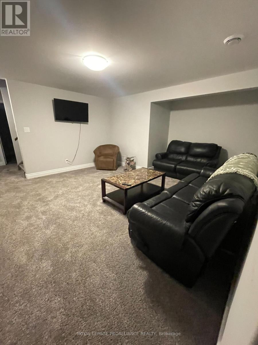 14 Lehtinen Crescent, Belleville, Ontario  K8P 0H4 - Photo 24 - X12485118