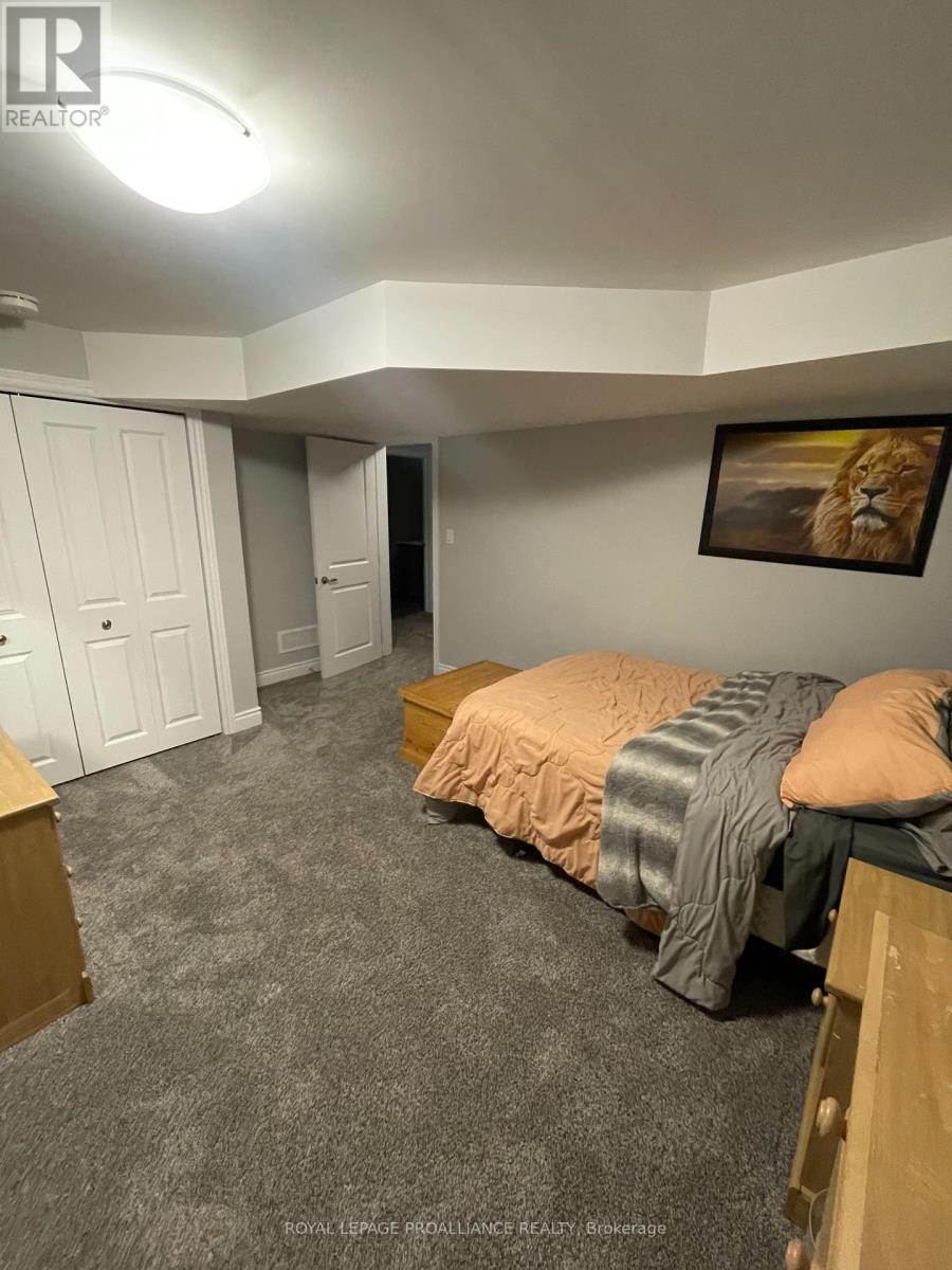 14 Lehtinen Crescent, Belleville, Ontario  K8P 0H4 - Photo 27 - X12485118