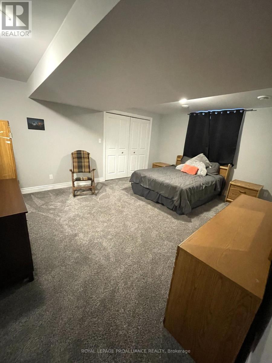 14 Lehtinen Crescent, Belleville, Ontario  K8P 0H4 - Photo 28 - X12485118