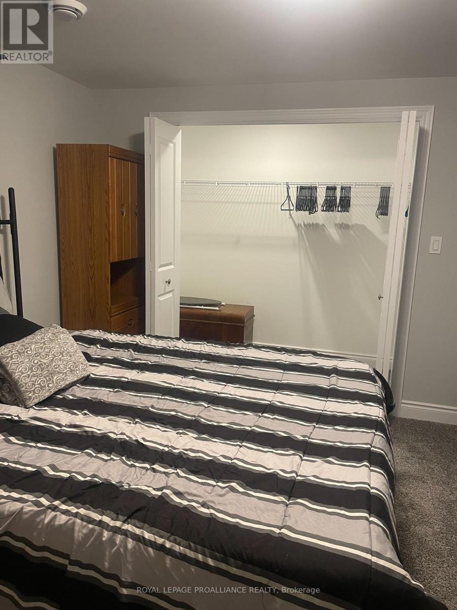 14 Lehtinen Crescent, Belleville, Ontario  K8P 0H4 - Photo 30 - X12485118