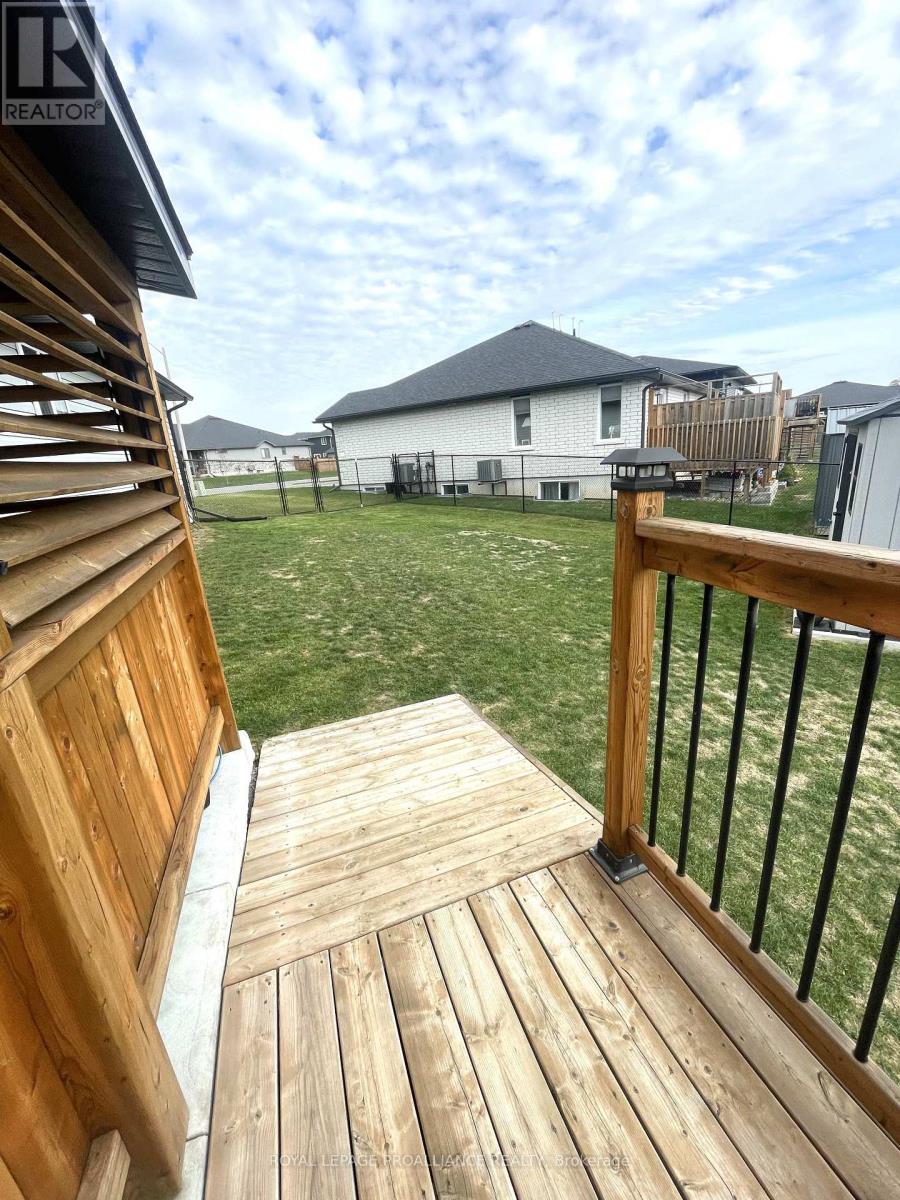 14 Lehtinen Crescent, Belleville, Ontario  K8P 0H4 - Photo 35 - X12485118