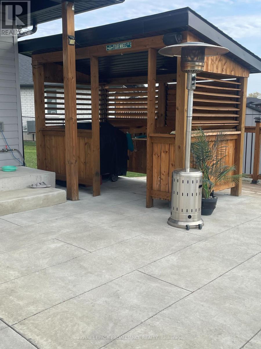 14 Lehtinen Crescent, Belleville, Ontario  K8P 0H4 - Photo 36 - X12485118