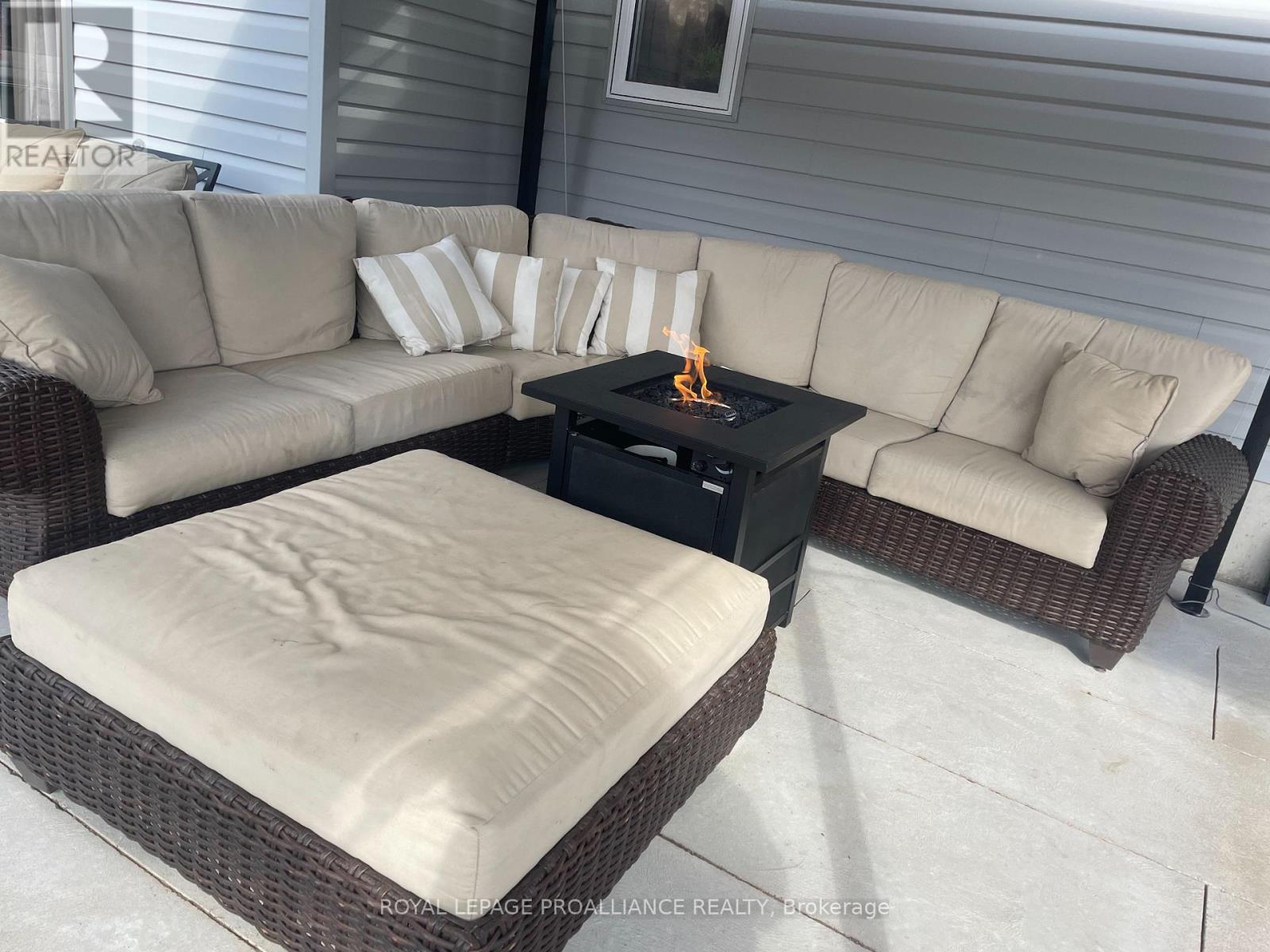 14 Lehtinen Crescent, Belleville, Ontario  K8P 0H4 - Photo 37 - X12485118