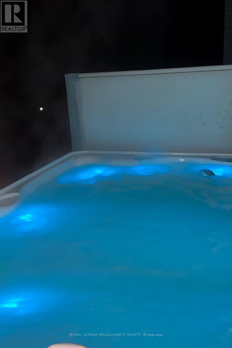 14 Lehtinen Crescent, Belleville, Ontario  K8P 0H4 - Photo 41 - X12485118