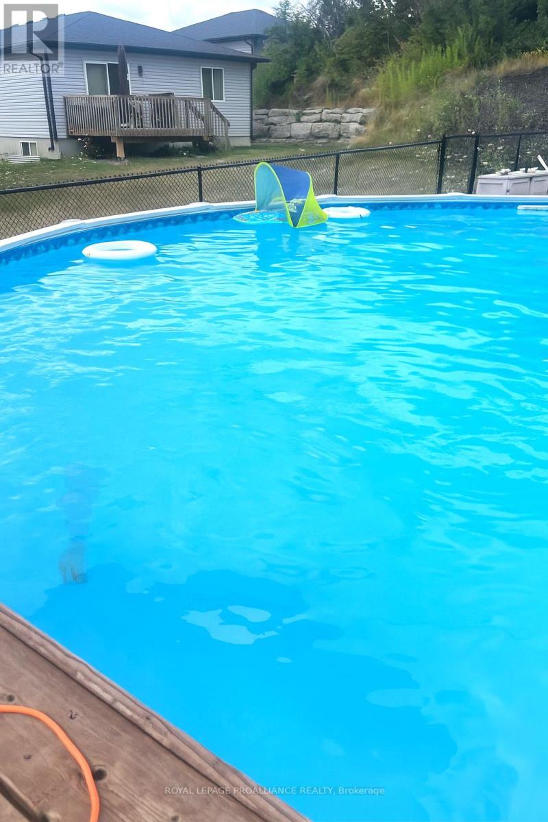 14 Lehtinen Crescent, Belleville, Ontario  K8P 0H4 - Photo 43 - X12485118