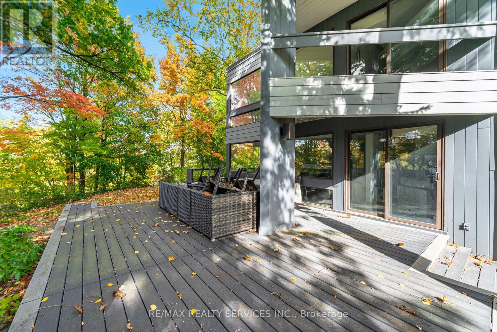 4296 Village Park Drive, Lincoln, Ontario  L3J 0J1 - Photo 50 - X12484649