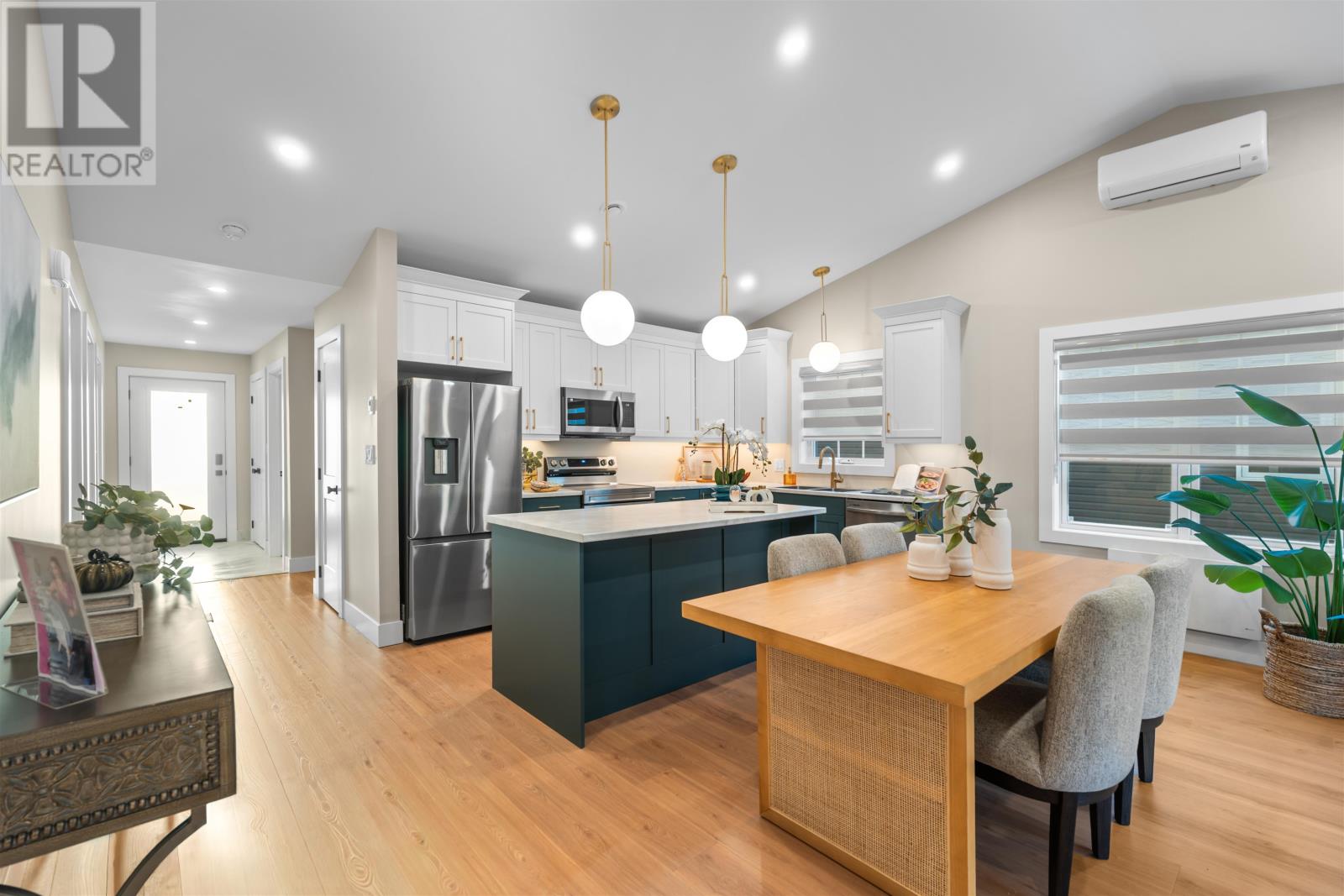 86 St. Clair Street, Summerside, Prince Edward Island  C1N 0L2 - Photo 4 - 202522086