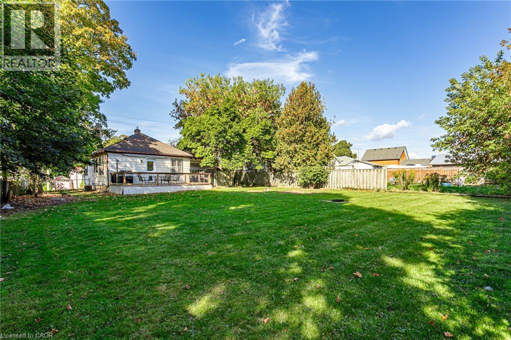 27 Centre Street, Woodstock, Ontario  N4S 3X6 - Photo 24 - 40778846