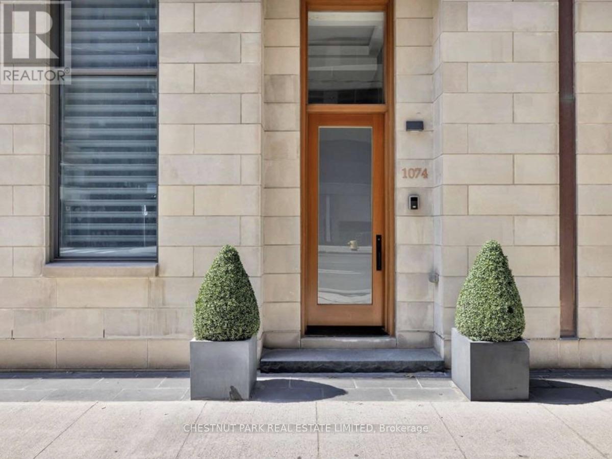 11 - 1074 BAY STREET, Toronto, Ontario