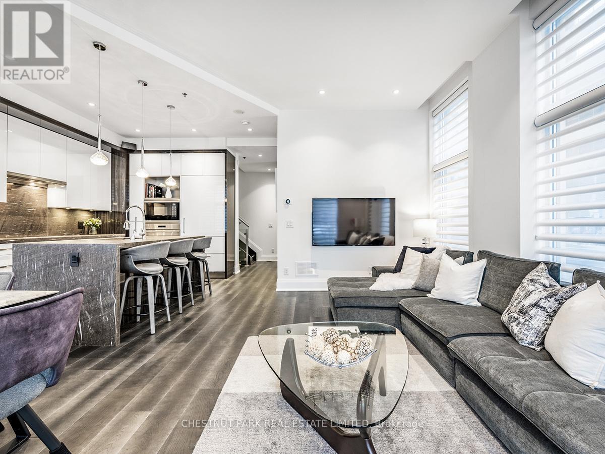 11 - 1074 Bay Street, Toronto (Bay Street Corridor), Ontario  M5S 0A3 - Photo 7 - C12262600