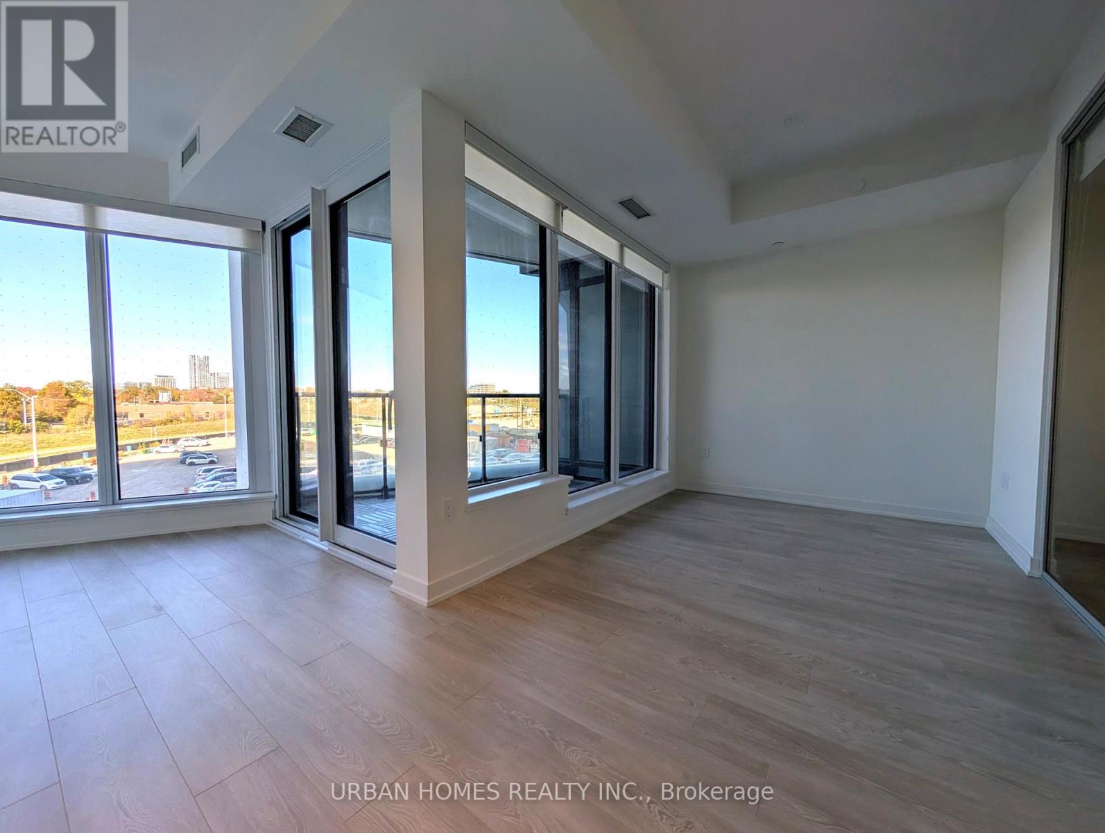 419 - 1 Kyle Lowry Road, Toronto, Ontario M3C 0S6 - Photo 2 - C12445656