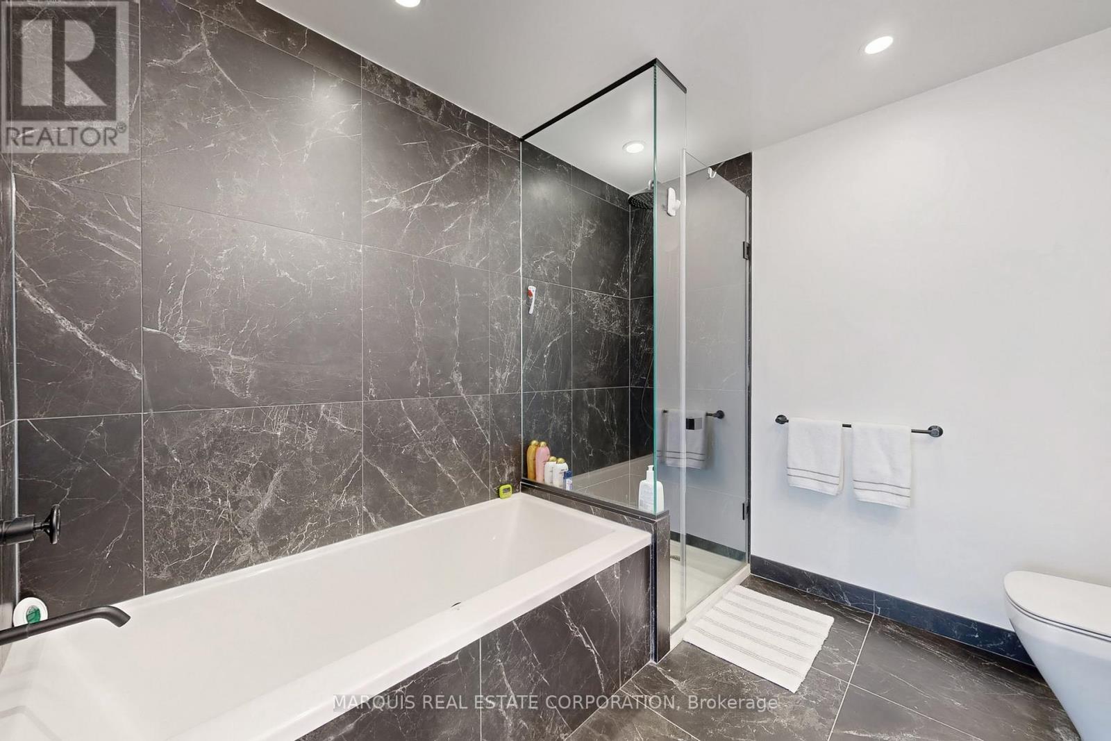 1222 - 0 Parking - 505 Richmond Street W, Toronto (Waterfront Communities), Ontario  M5V 0P4 - Photo 19 - C12481852