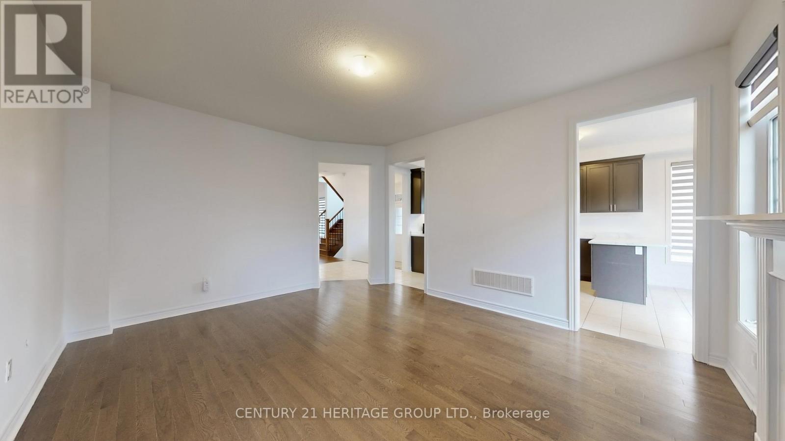 68 Barrow Avenue, Bradford West Gwillimbury, Ontario  L3Z 0W1 - Photo 12 - N12480078