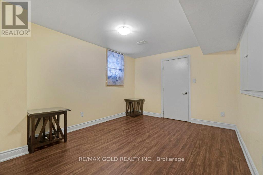 7 Newington Crescent, Brampton, Ontario  L6P 3G3 - Photo 40 - W12422436