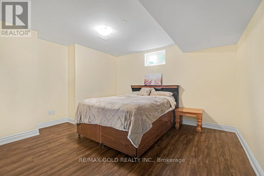 7 Newington Crescent, Brampton, Ontario  L6P 3G3 - Photo 41 - W12422436