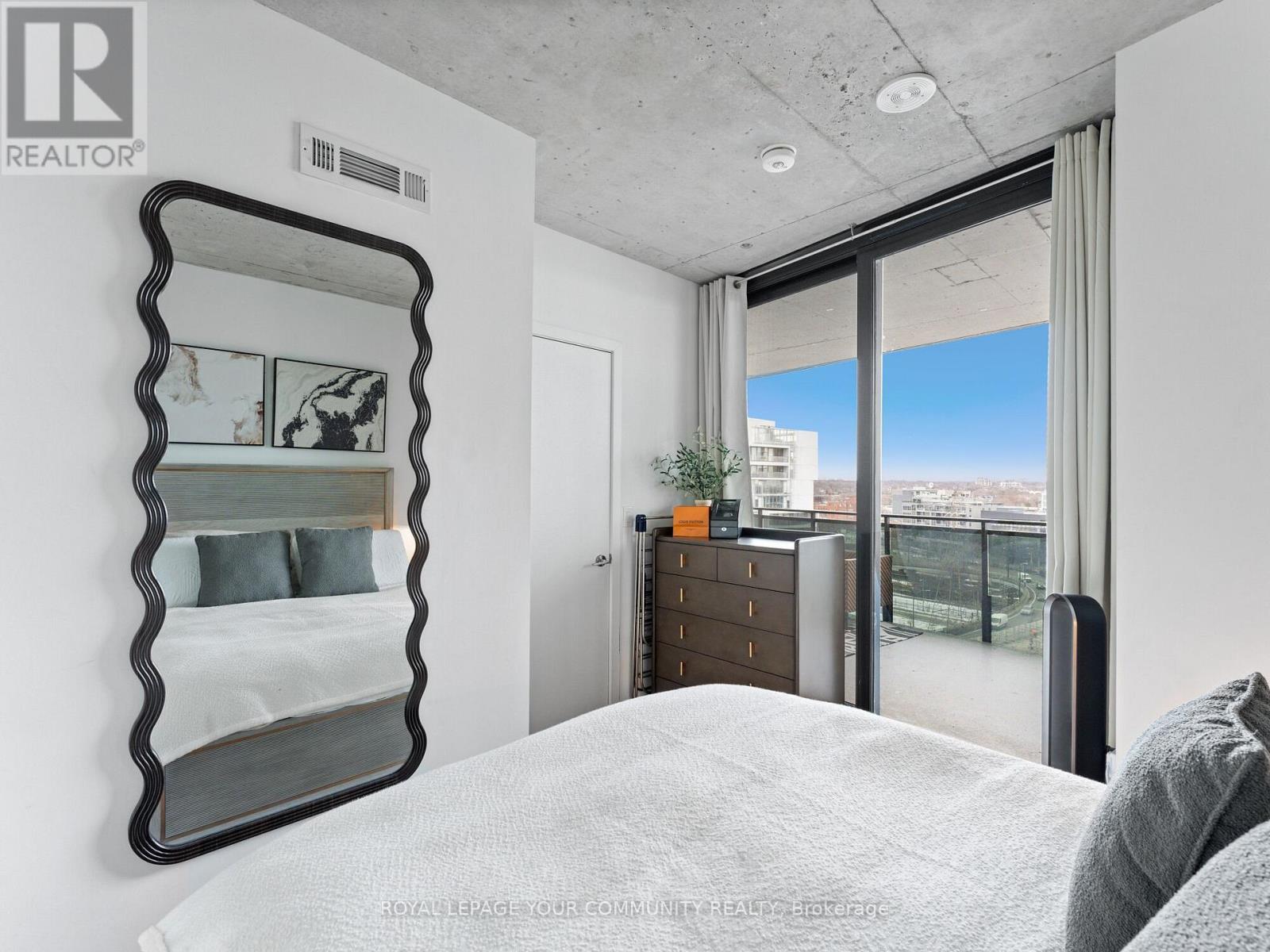 1108 - 21 Lawren Harris Square, Toronto, Ontario  M5A 0T4 - Photo 18 - C12485111