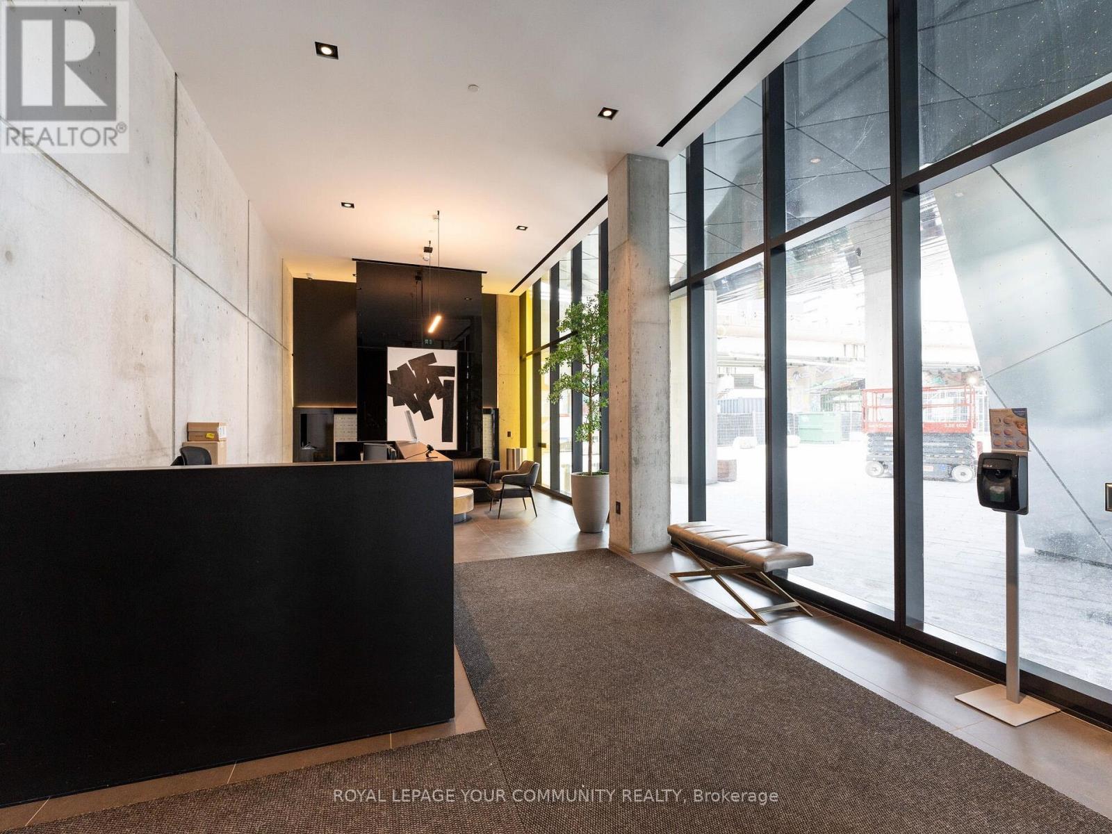 1108 - 21 Lawren Harris Square, Toronto, Ontario  M5A 0T4 - Photo 4 - C12485111