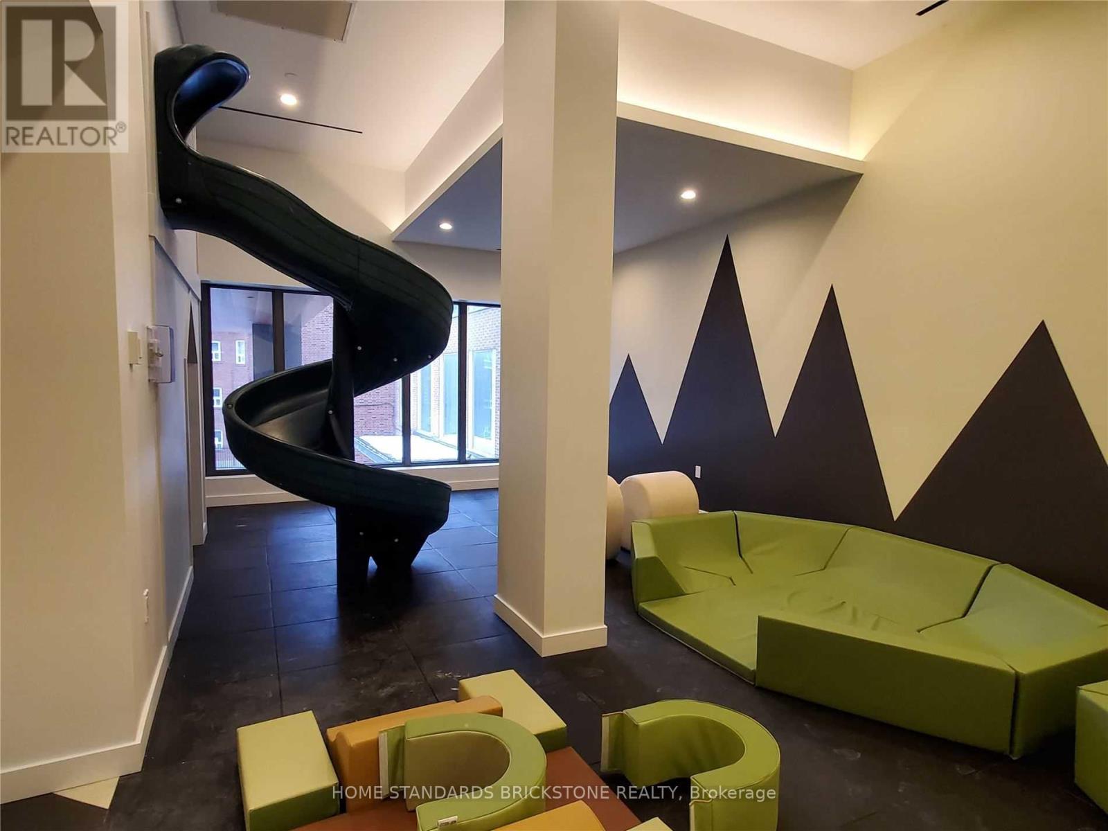 2502 - 39 Roehampton Avenue, Toronto, Ontario  M4P 0G1 - Photo 19 - C12485121