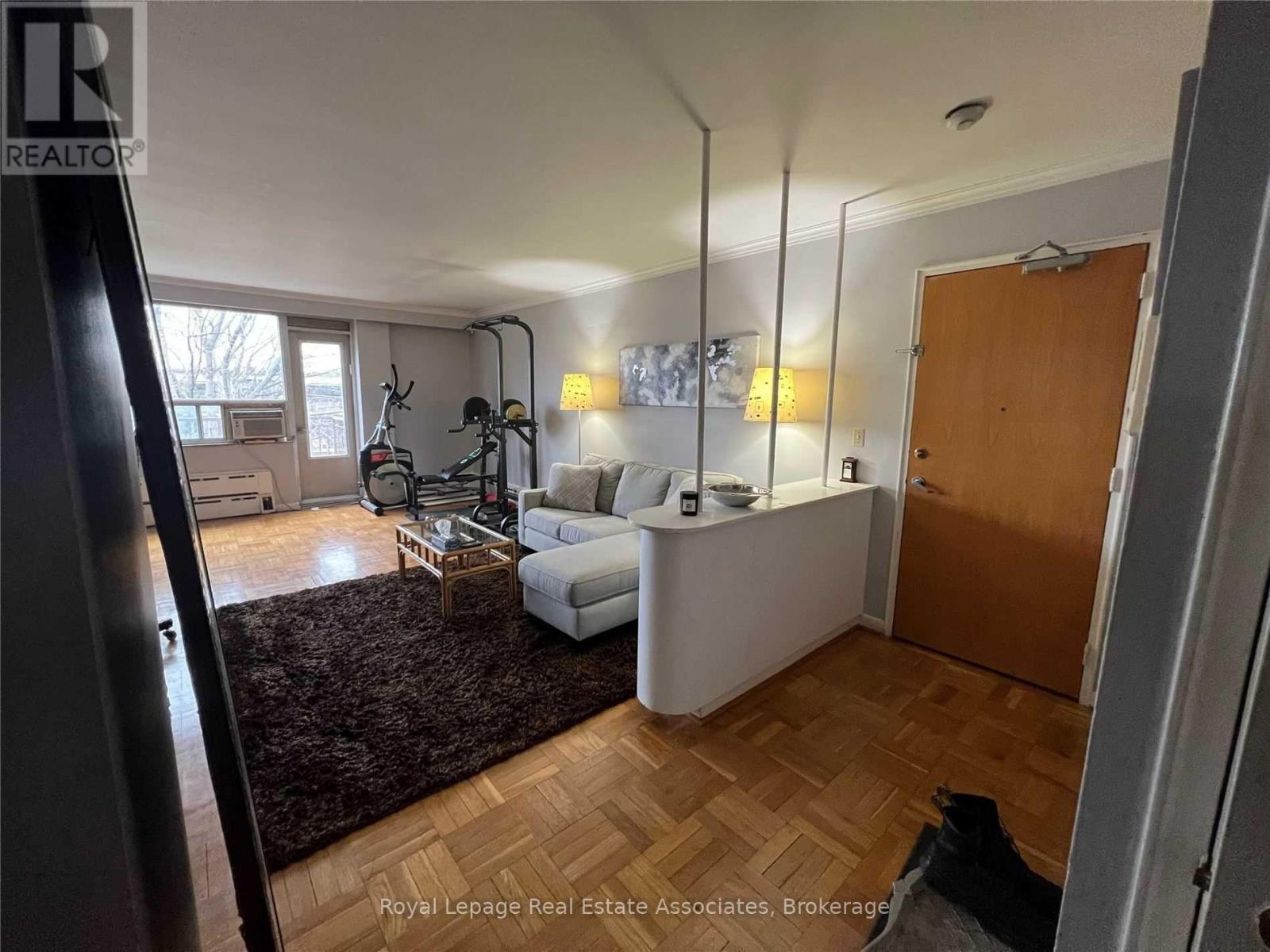 6 - 3 MEADOWBROOK ROAD, Toronto, Ontario