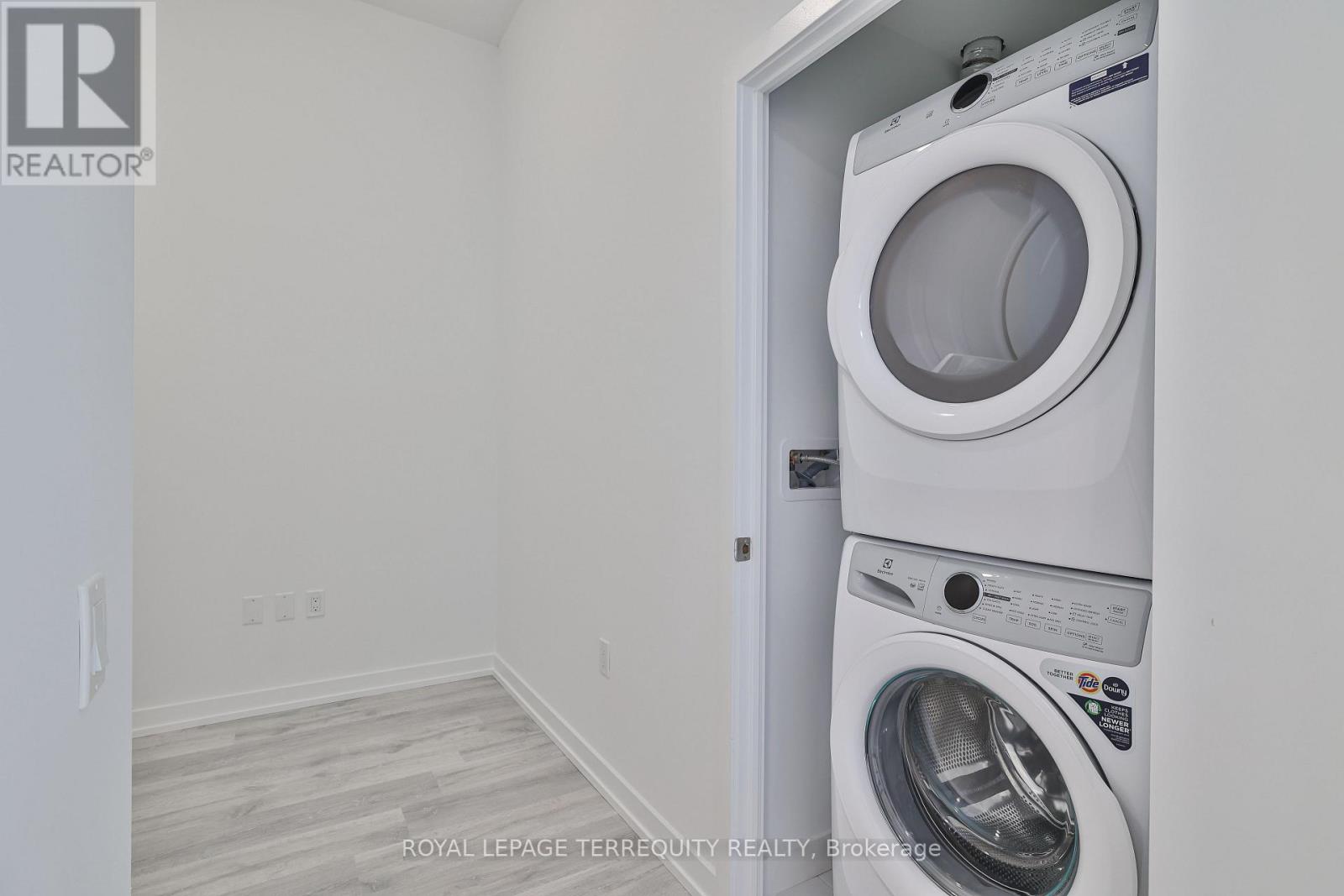 801 - 8 Olympic Garden Drive, Toronto, Ontario  M2M 0B9 - Photo 29 - C12485141