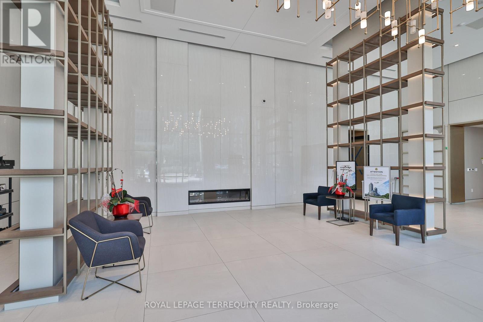 801 - 8 Olympic Garden Drive, Toronto, Ontario  M2M 0B9 - Photo 4 - C12485141