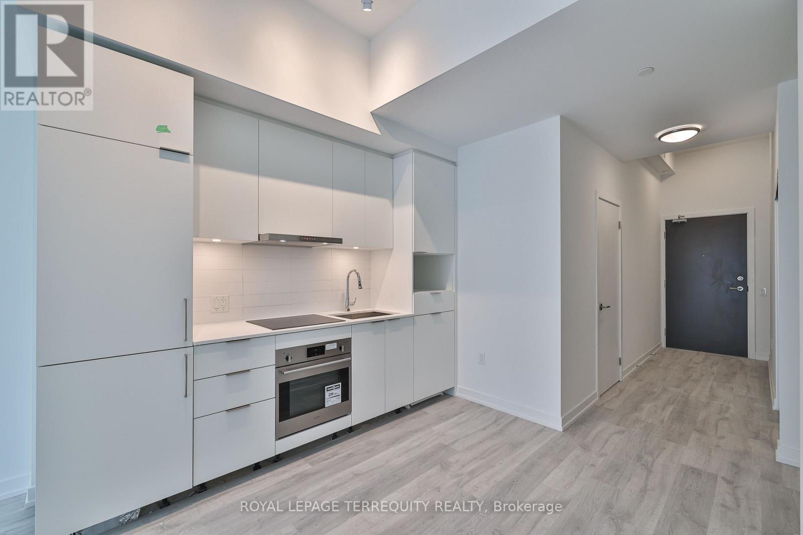 801 - 8 Olympic Garden Drive, Toronto, Ontario  M2M 0B9 - Photo 9 - C12485141