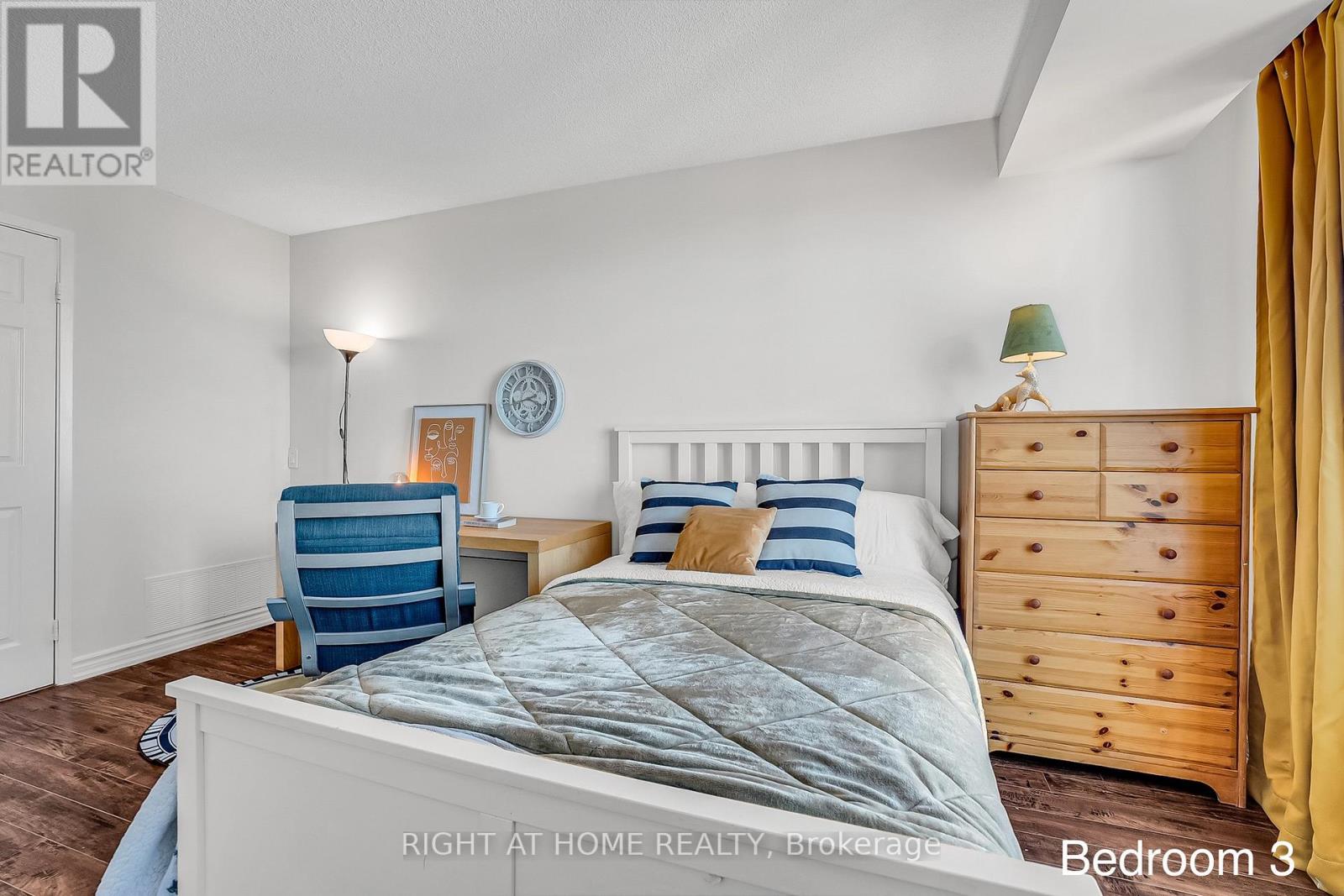 1601 - 152 St Patrick Street, Toronto, Ontario  M5T 3J9 - Photo 17 - C12485147