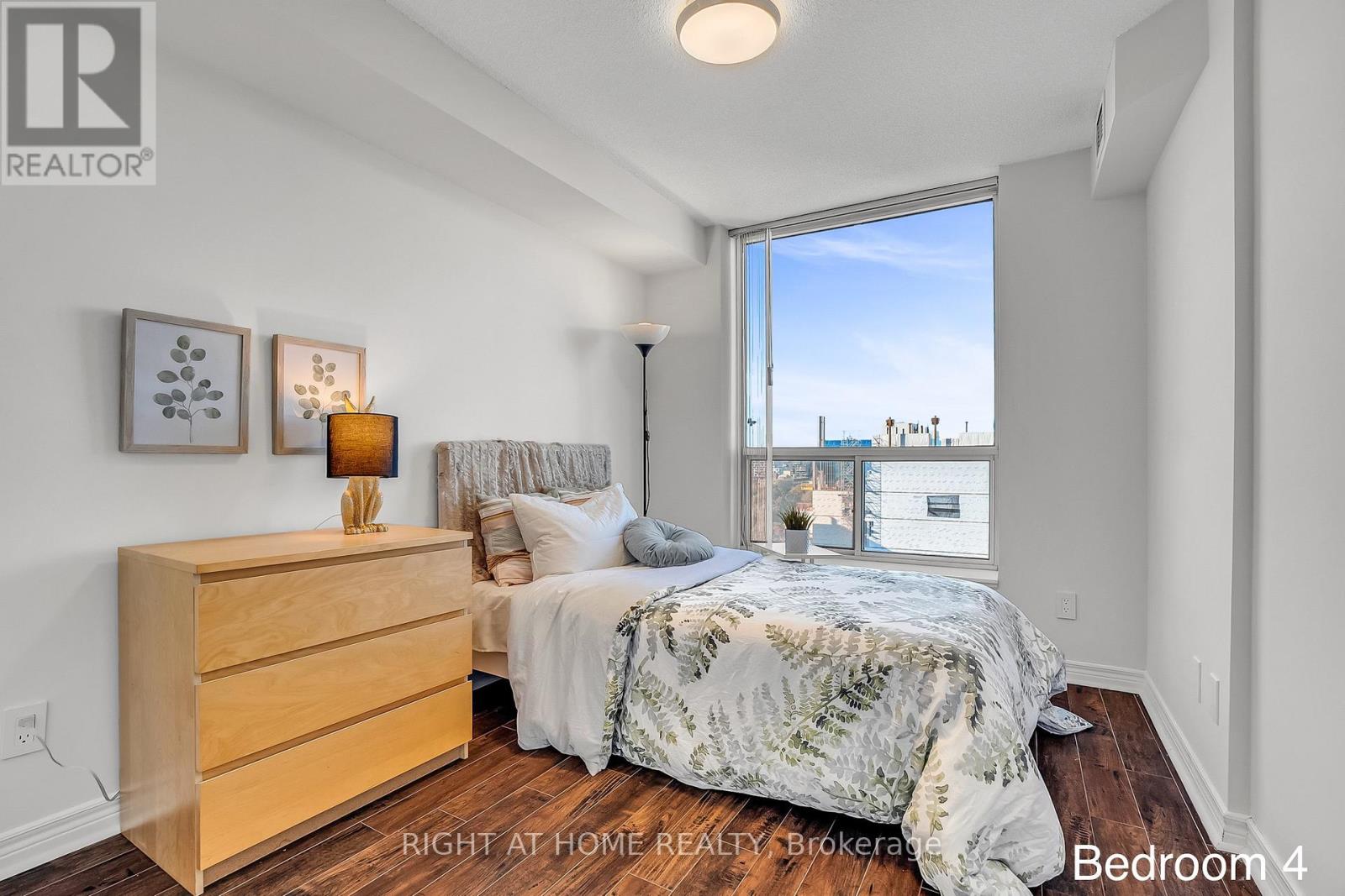 1601 - 152 St Patrick Street, Toronto, Ontario  M5T 3J9 - Photo 20 - C12485147