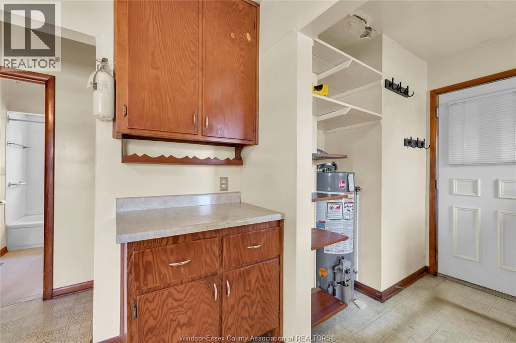 3326 Lauzon Road, Windsor, Ontario  N8T 3P8 - Photo 7 - 25027319