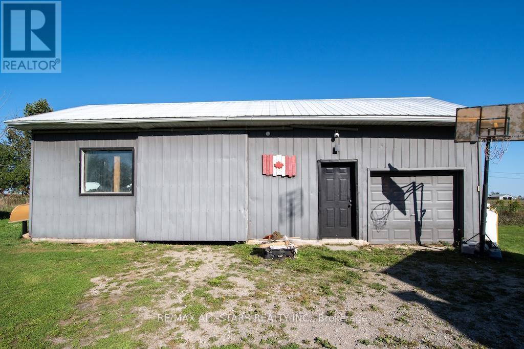 187 Skyline Road, Kawartha Lakes, Ontario K0M 2M0 - Photo 38 - X12437418