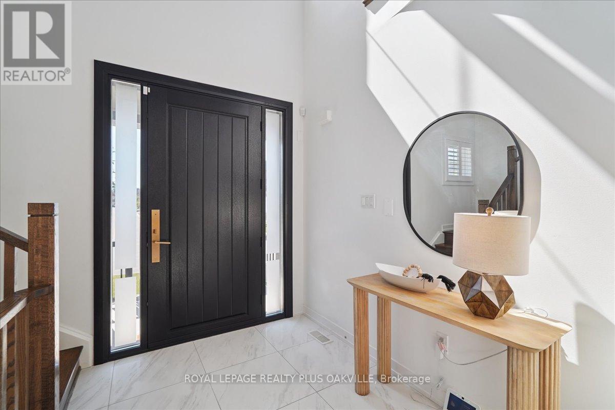 40 Soltys Drive, Whitby, Ontario  L1P 0J4 - Photo 3 - E12485125