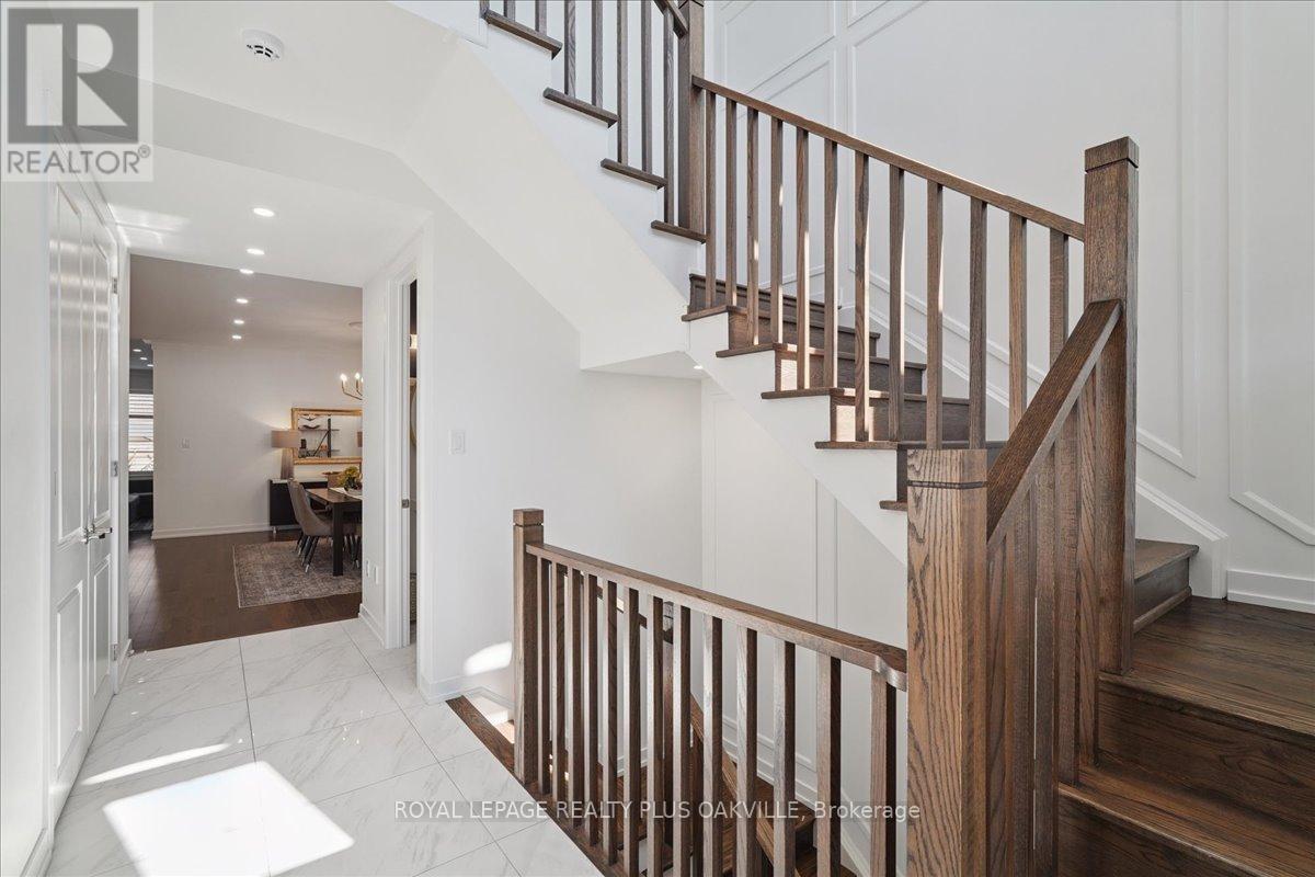 40 Soltys Drive, Whitby, Ontario  L1P 0J4 - Photo 4 - E12485125