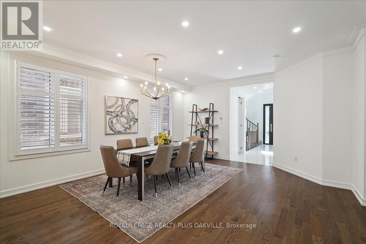 40 Soltys Drive, Whitby, Ontario  L1P 0J4 - Photo 5 - E12485125