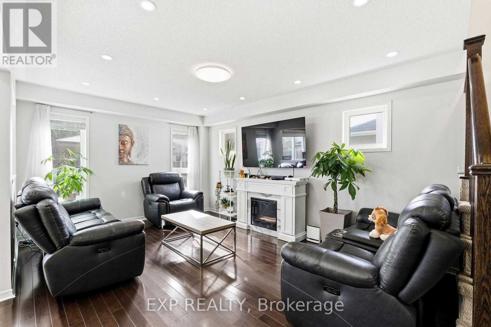 99 Honeyman Drive, Clarington, Ontario  L1C 0J1 - Photo 11 - E12485139