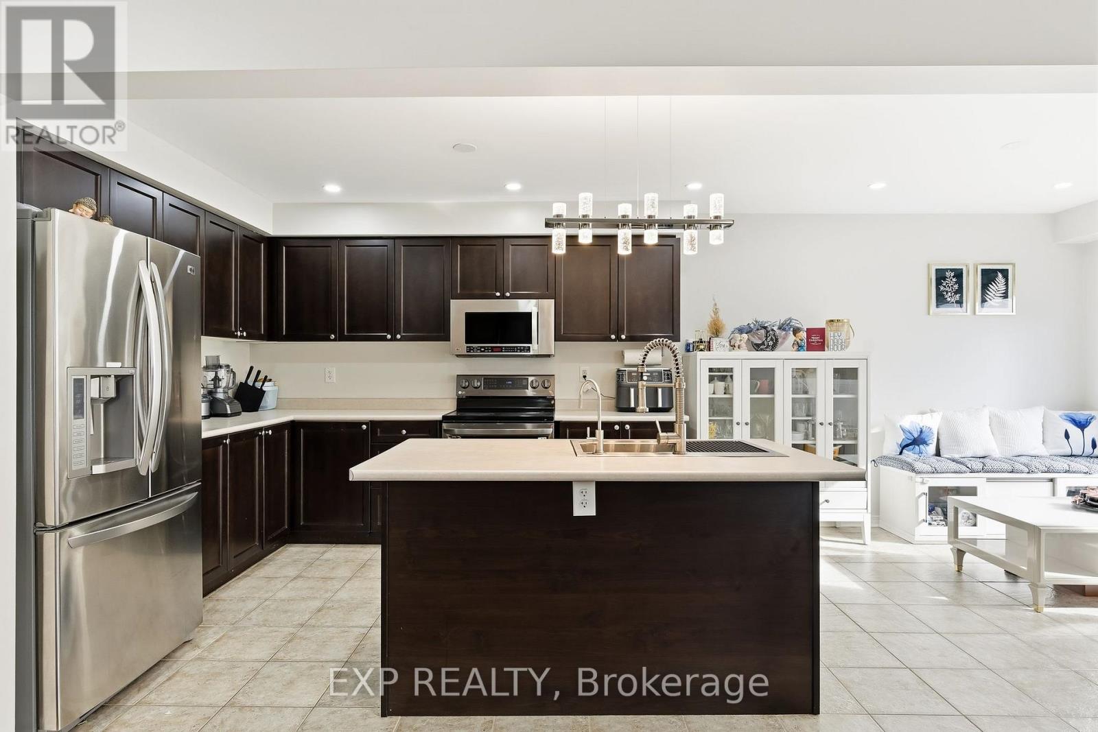 99 Honeyman Drive, Clarington, Ontario  L1C 0J1 - Photo 14 - E12485139