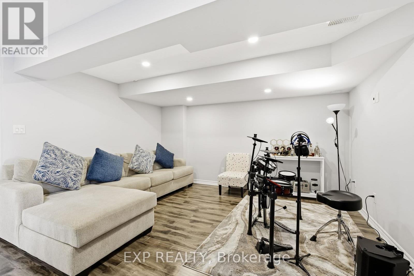 99 Honeyman Drive, Clarington, Ontario  L1C 0J1 - Photo 35 - E12485139