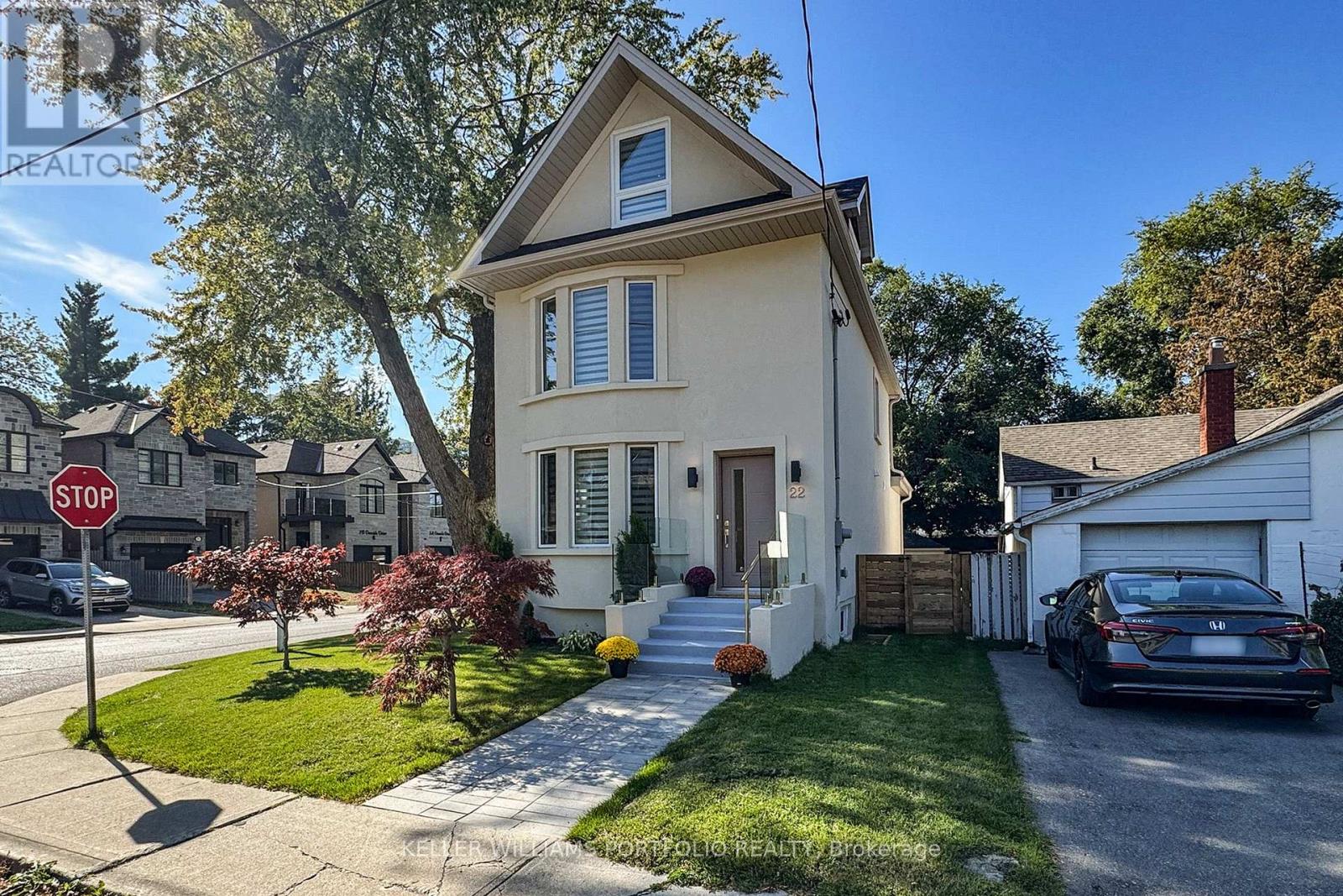 MAIN FLOOR - 22 PITT AVENUE, Toronto, Ontario