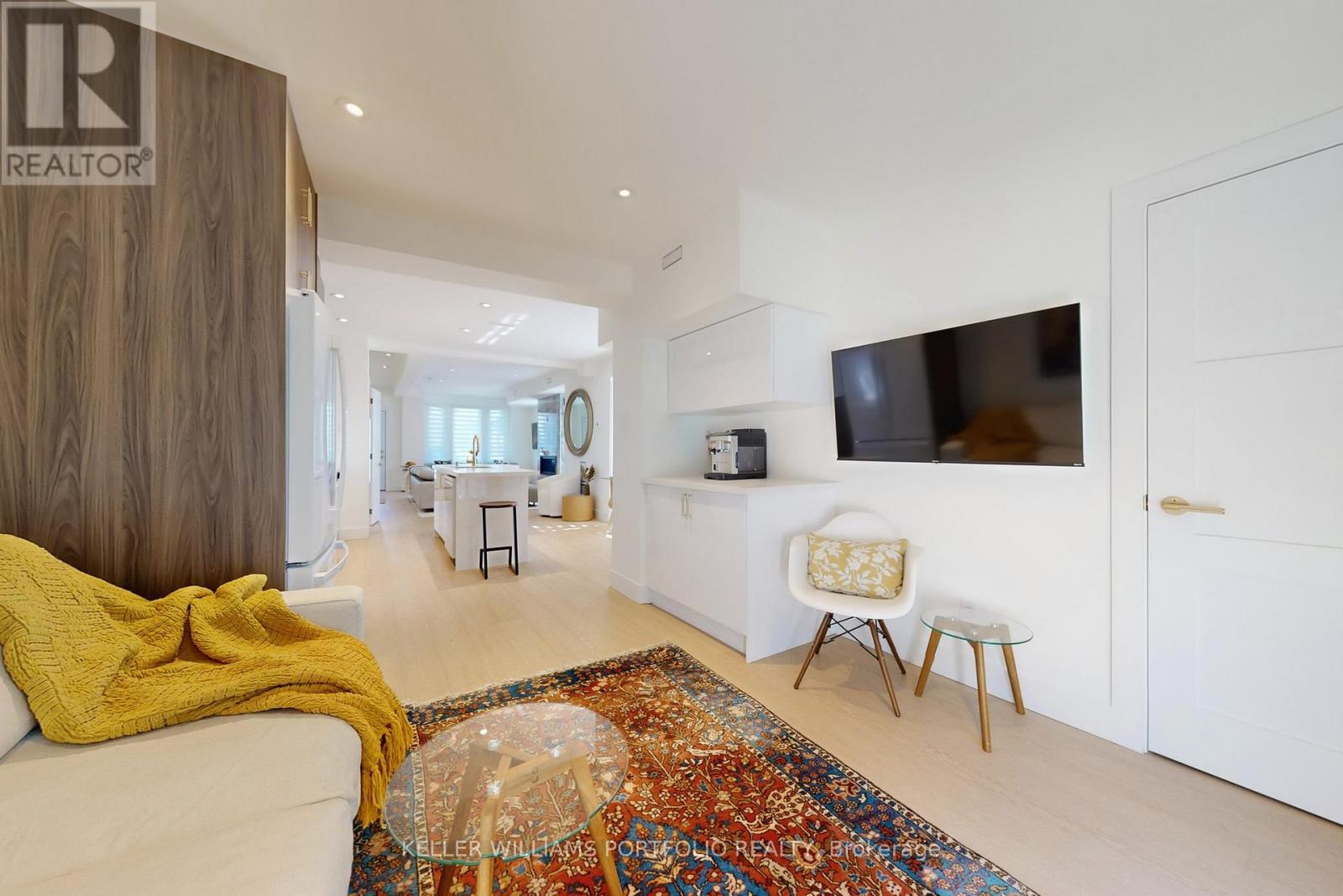 Main Floor - 22 Pitt Avenue, Toronto, Ontario  M1L 2R1 - Photo 11 - E12485159