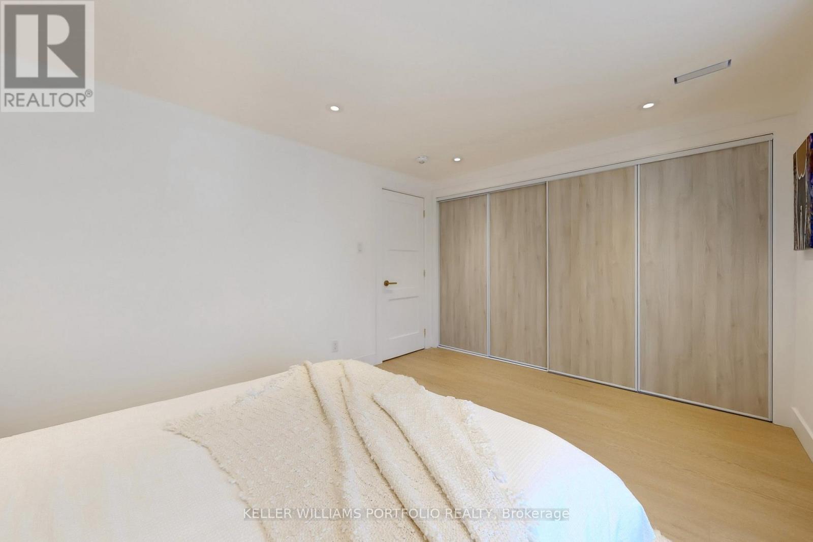 Main Floor - 22 Pitt Avenue, Toronto, Ontario  M1L 2R1 - Photo 17 - E12485159