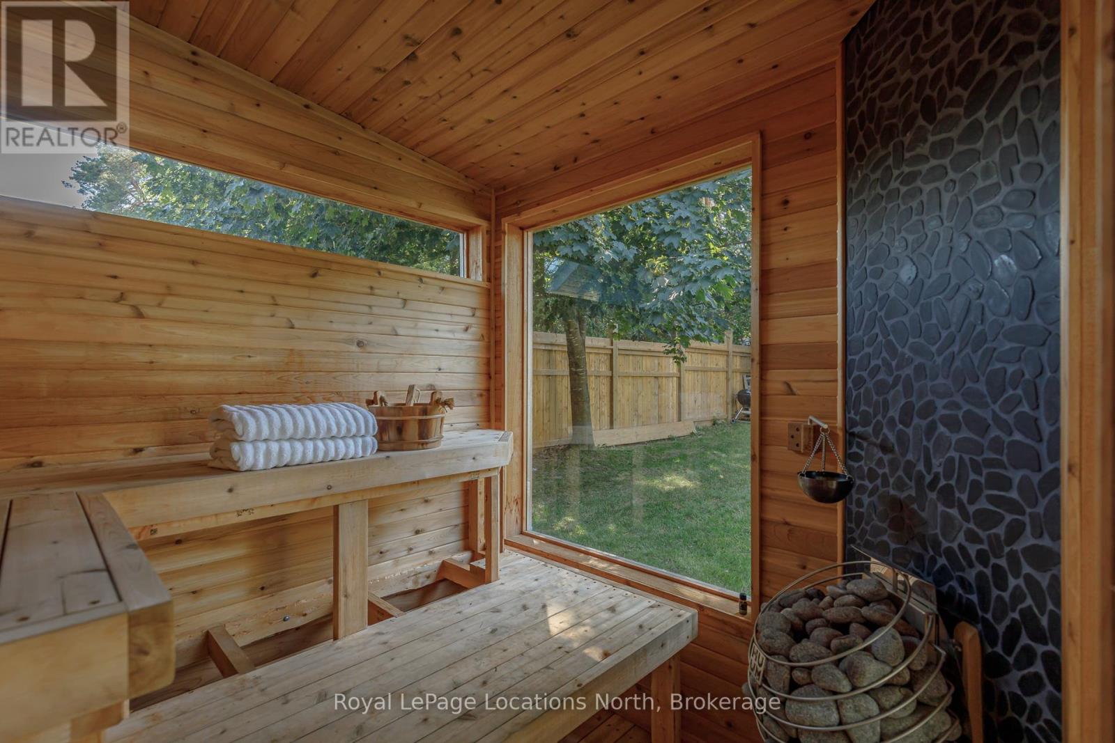 19 Melville Street, Clearview, Ontario  L0M 1P0 - Photo 42 - S12485180