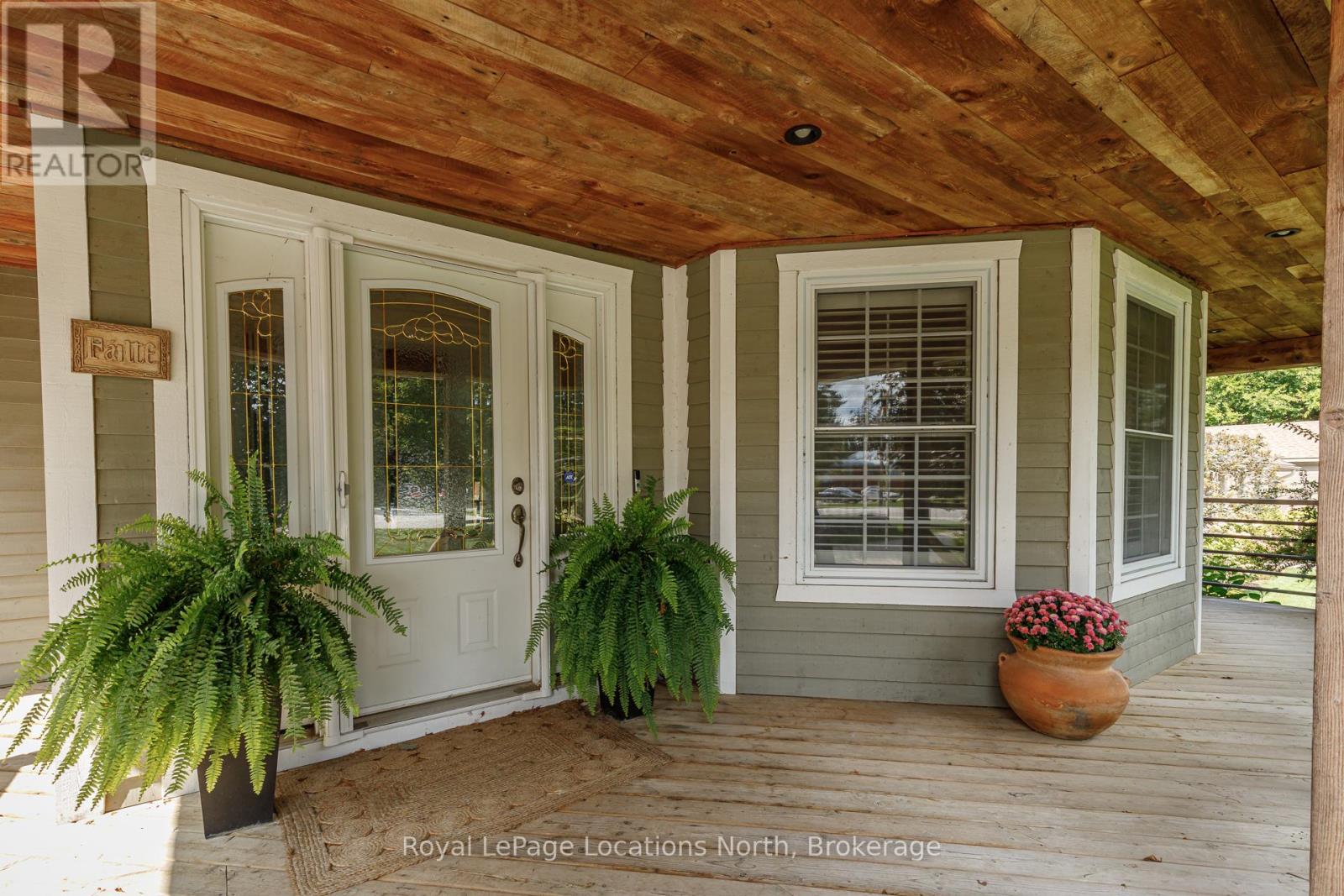 19 Melville Street, Clearview, Ontario  L0M 1P0 - Photo 6 - S12485180