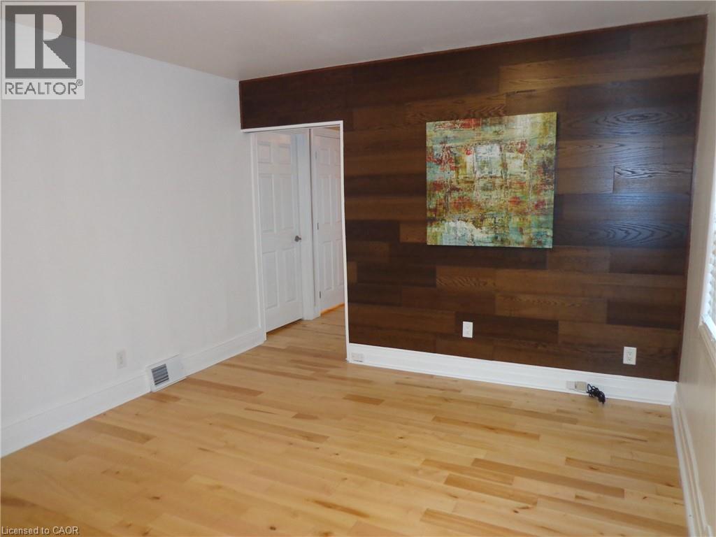 212 Mcanulty Boulevard, Hamilton, Ontario  L8H 3J1 - Photo 6 - 40782363