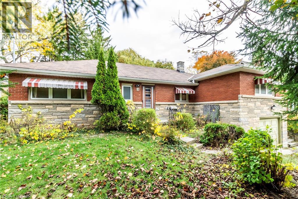 14 CLOVERHILL Avenue, Dundas, Ontario