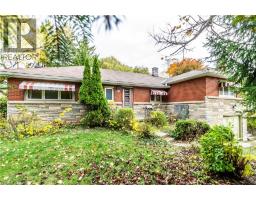 14 CLOVERHILL Avenue, Dundas, Ontario