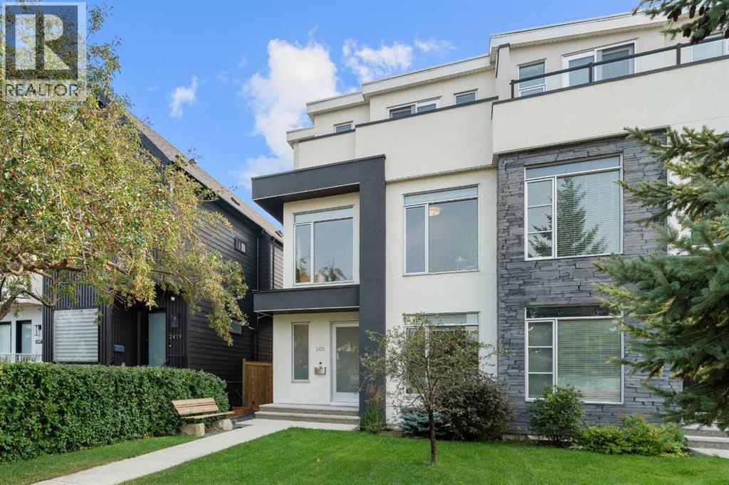 2421 31 Avenue SW, Calgary, Alberta